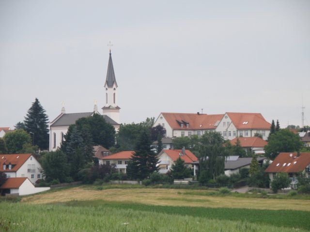 kirchewolfersdorf3.jpg